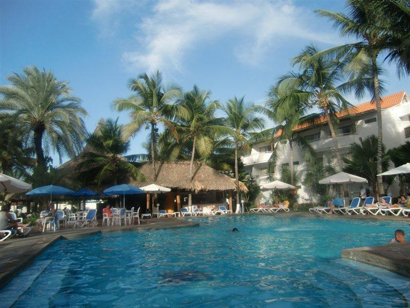 Hotel Le Flamboyant Playa El Agua Exterior photo